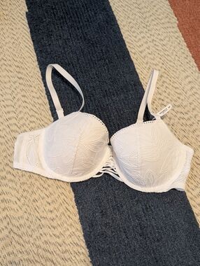 NEW Aerie Show Off Balconette Bra White Eyelet 36C
